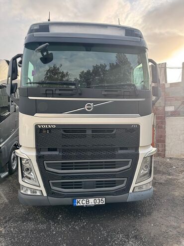 ленд ровер дефендер: Тягач, Volvo, 2018 г., Без прицепа