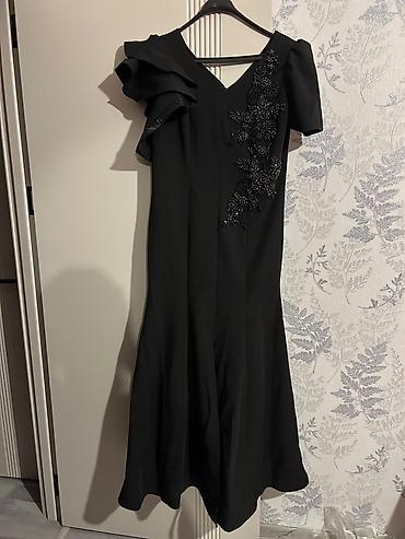 Qara ziyafət/axşam geyimi 44 ölçe - Model: maxi/uzun don - Rəng: qara