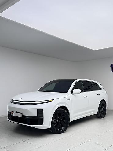 byd e1: Lixiang L7: 2023 г., 1.5 л, Автомат, Электромобиль, Внедорожник — 1