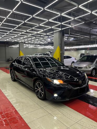 Toyota: Toyota Camry: 2018 г., 2.5 л, Типтроник, Бензин, Седан