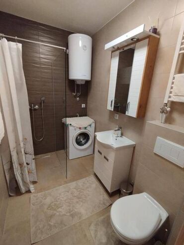 Dugoročni najam stanova: 2 sobe — 4