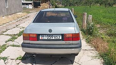 a8 d2: Volkswagen Vento: 1993 г., 1.8 л, Механика, Седан — 2