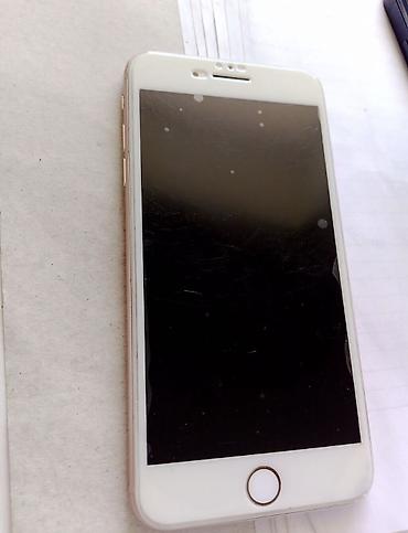 buds plus: IPhone 8 Plus — 2