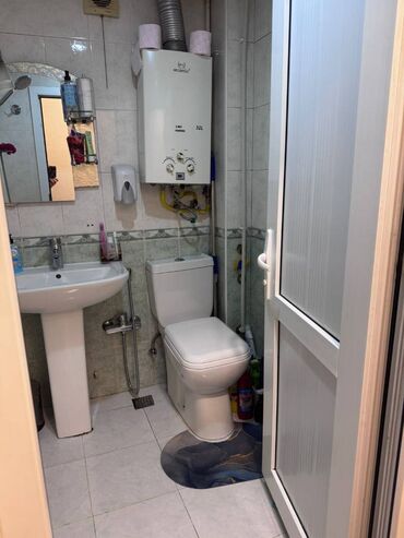 Köhnə tikili: Bakı, 2 otaqlı, Köhnə tikili, m. Elmlər Akademiyası, 55 kv. m — 13