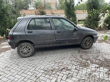 1994: Renault Clio: 1994 г., Механика, Бензин, Хэтчбэк — 7