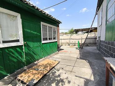 Продажа коттеджей и домов: СРОЧНО ! Продаю дом (1,5 этажный) кирпичный с подвалом под всем домом — 3