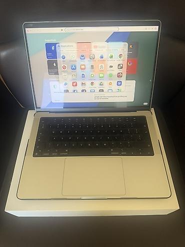 Ноутбуки Apple (MacBook): Прожаю в идеальном состоянии MacBook Pro 14 дюймов серебристый), чип — 4