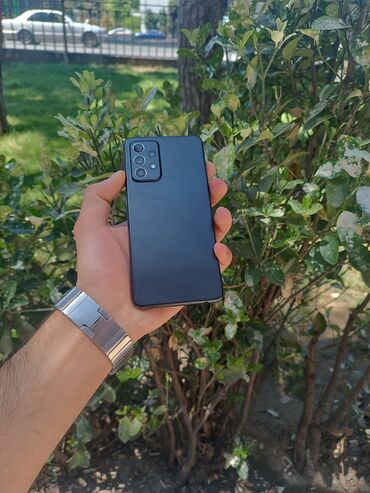 телефон флай 17: Samsung Galaxy A52, 128 ГБ, цвет - Черный, Кнопочный, Отпечаток пальца, Face ID