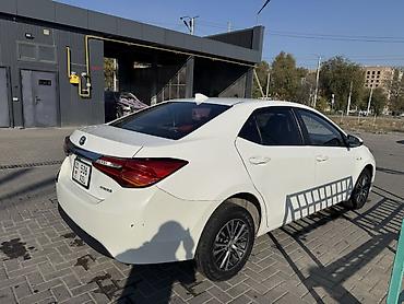 toyota corola verso: Toyota Corolla: 2016 г., 1.8 л, Вариатор, Гибрид, Седан — 9