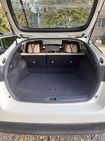 Toyota: Toyota Prius: 2020 г., 1.8 л, Автомат, Гибрид, Хэтчбэк — 9