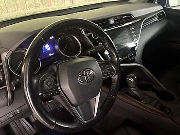 Продажа авто: Toyota Camry: 2020 г., 2.5 л, Вариатор, Гибрид, Седан — 6