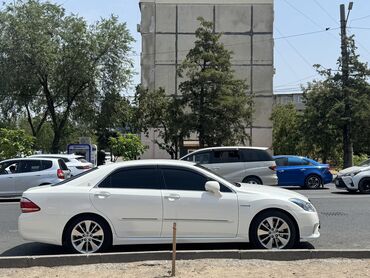 люк на камри: Toyota Crown: 2011 г., 3.5 л, Вариатор, Гибрид, Седан