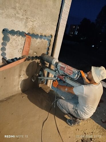 Beton işləri: Beton kəsmə beton deşmə xidməti Karot - HILTI DD 200 / 350 ilə 25 ° — 30