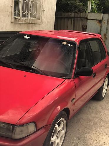 Toyota: Toyota Corolla: 1990 г., Хэтчбэк — 3