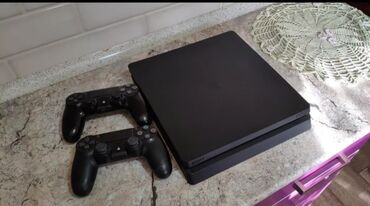 playstation 4 купить бишкек: Продаю Sony PlayStation 4 Slim 500GB с подпиской EA Play на год ✔