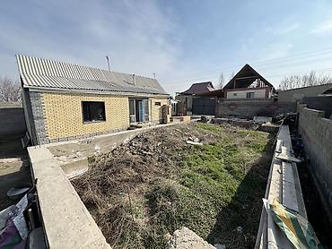 Продажа коттеджей и домов: Продается одноэтажный дом. Г.Бишкек, Ж/М Ак-Жар Улица 31. Дом 5. Дом — 14