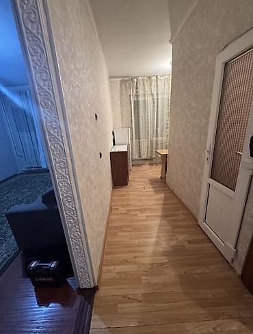 Сдается 1‑комнатная квартира в районе Кок‑Жар. - Этаж: 8 из 9 -