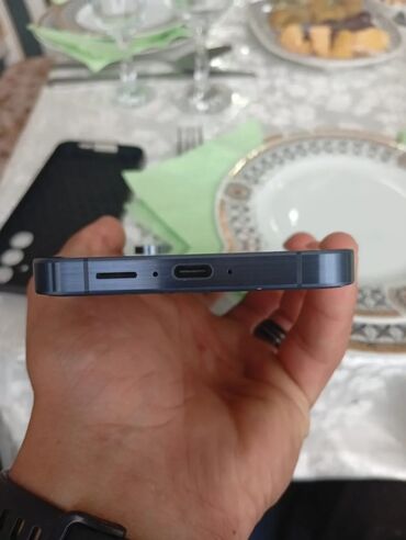 samsung a10 qiymeti optimal: Model: Smartfon (mavi tonda korpus) Görünüş: Düz kənarlı, şüşə arxa
