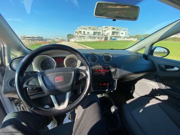 Seat: Seat Ibiza: 1.2 l. | 2011 έ. 127000 km. Χάτσμπακ — 8