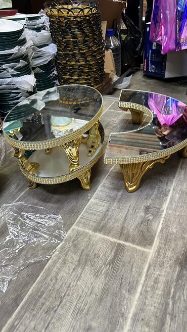 зеркальная посуда для нарезки: Красивоя нарезка для вашего стола 
Очень красивая 
Качественная