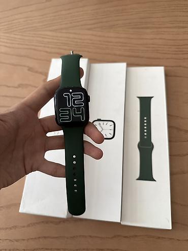 Apple Watch: Apple Watch series 7 (GPS) Максимальная емкость: 89% Версия WatchOS — 3