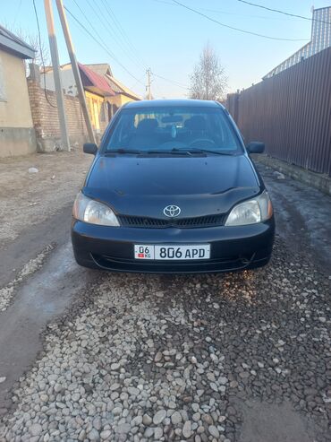 Toyota: Toyota Vitz / Platz / Yaris / Echo: 2000 г., 1.5 л, Автомат, Бензин, Седан