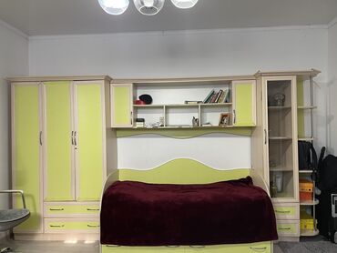 мебель шкав: Спальный гарнитур, Односпальная кровать, Шкаф, Тумба, цвет - Бежевый, Б/у