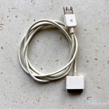 finishing touch: Apple iPod USB kabeli Təmiz original Apple. Qeyd olununan modellərə