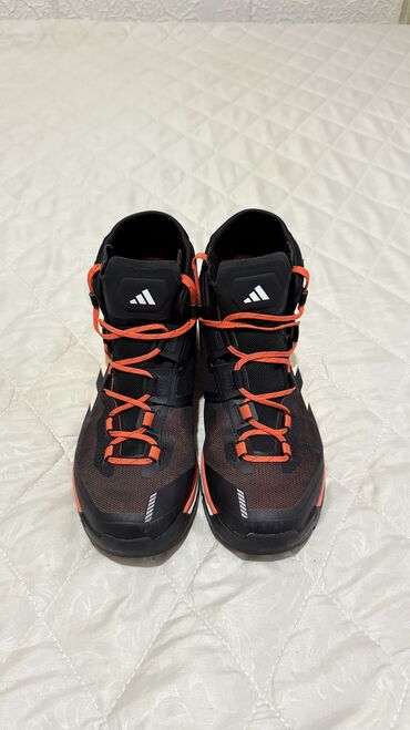 обувь в садик: Оригинальные горные кроссовки ADIDAS GTX. Размер 42. Длина стельки