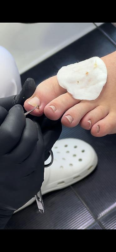 Маникюр: Маникюр, Педикюр, Услуги подолога, С выездом на дом, Консультация, Одноразовые расходные материалы — 5