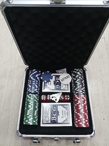 Oyun dəstləri: Texas Hold’em Poker Dəsti – tam evdə oyun üçün Məzmun: 200 fiska+oyun — 2