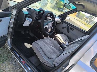 Транспорт: Volkswagen Golf: 1987 г., 1.8 л, Механика, Бензин, Хэтчбэк — 10