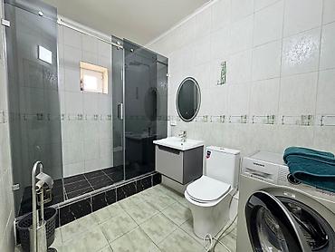 Долгосрочная аренда домов: 340 м², 6 комнат и более, ул. Горького / Панфилова — 21