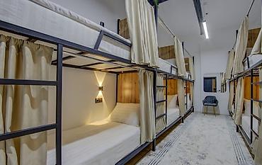 Продажа отелей и хостелов: Продаётся помещение 160 кв.м в 5 микрорайоне (под хостел) 🔹 Площадь — 11