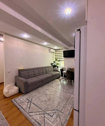 продаю дом в новопокровке нооруз: 2 комнаты, 72 м², Индивидуалка, 3 этаж, Евроремонт