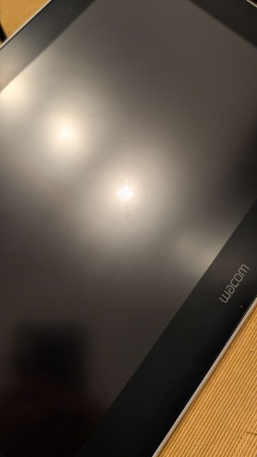 Druga oprema za računare i laptopove: Wacom One – ekran za crtanje sa olovkom (pen display) NAPOMENA: USB-C — 12