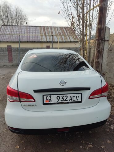 Nissan: Nissan Almera: 2013 г., 1.6 л, Механика, Бензин, Седан