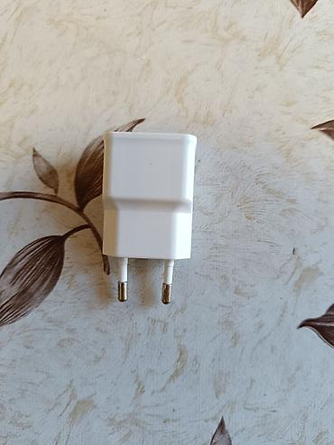 byd adapter: Salam şekilde gorunen adaptir var. Telfona geden adaptir hamsi — 2
