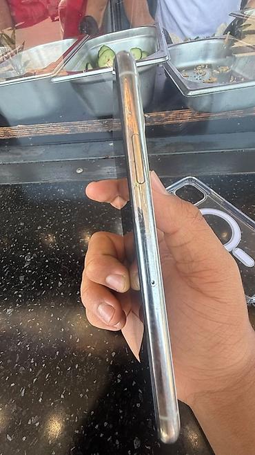Apple iPhone: IPhone 11 Pro, Б/у, 256 ГБ, Серебристый — 6