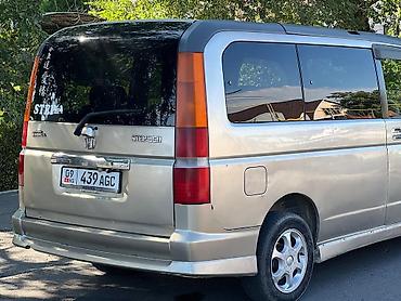 купить машину без мотора: Honda Stepwgn: 2002 г., 2 л, Бензин, Минивэн — 3
