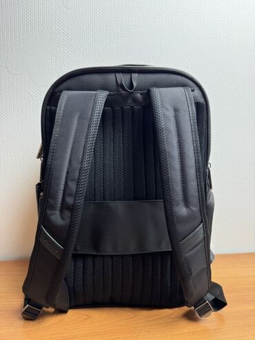 Rukzaklar: Samsonite silhouette classic. 
Вместительный рюкзак на все случаи — 4