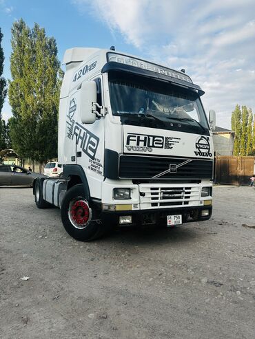 Тягачи: Тягач, Volvo, 2000 г., Без прицепа at lalafo.kg Тягачи: Тягач, Volvo, 2000 г., Без прицепа