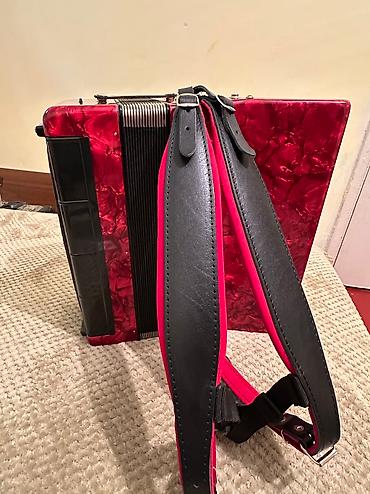 Аккордеоны: Продаю Германские Аккордеон Вельтмейстер каприз Вельтмейстер метеор — 2