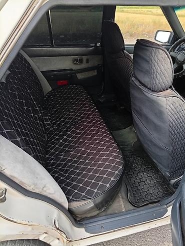 ом 662: Mazda 626: 1988 г., 2 л, Механика, Бензин, Седан — 6