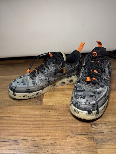 nike air nax tn: Nike air force halloween, velicina 42, gaziste 26,5… kao nove. Cena u