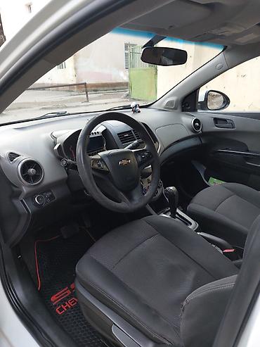 Chevrolet: Chevrolet Aveo: 1.4 l | 2013 il 220000 km Sedan — 8