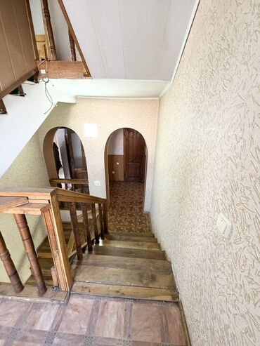 Долгосрочная аренда домов: 200 м², 7 комнат, Видеонаблюдение, Забор, огорожен, Парковка at lalafo.kg — 27 Долгосрочная аренда домов: 200 м², 7 комнат, Видеонаблюдение, Забор, огорожен, Парковка — 27