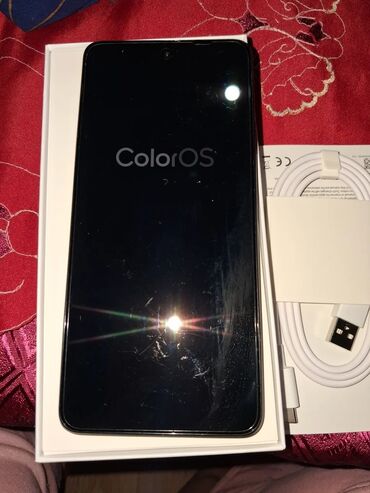 Oppo: OPPO A40 pametni telefon, crne boje, sa ColorOS operativnim sistemom — 7