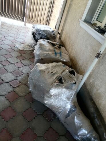 мерседес 210 2 2: Продаётся привозные запчасти на мерседес 210, двигателя объёмом