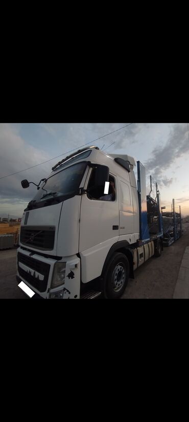 вольва тиягач: Тягач, Volvo, 2013 г., Автовоз